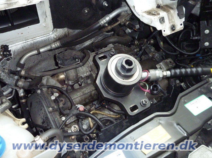 Aftrækning af indsprøjtningsdyser fra Fiat
                Ducato / Citroen Jumper / Peugeot Boxer 2.3 / 3.0
                2007-2010